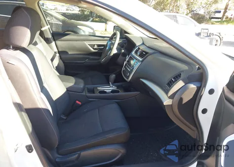 2016 Nissan Altima 2.5 S z USA, uszkodzony, nr VIN 1N4AL3AP0GN331821